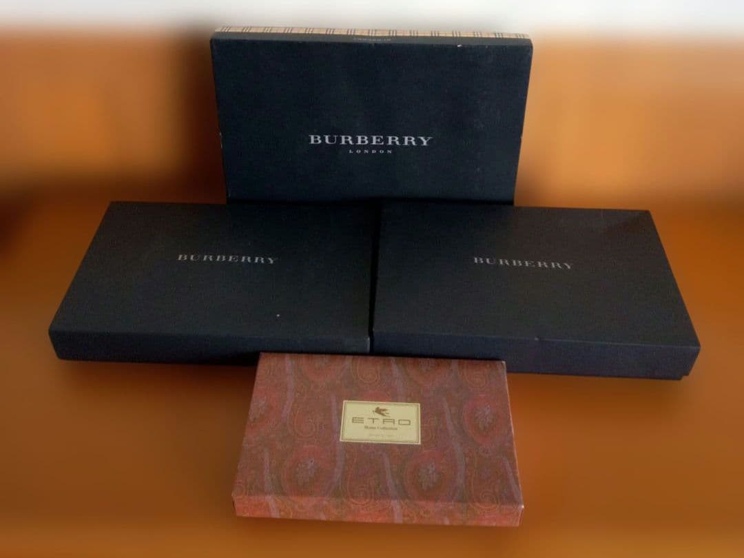 【未使用品】タオルセット BURBERRY ５枚 & ETRO ２枚