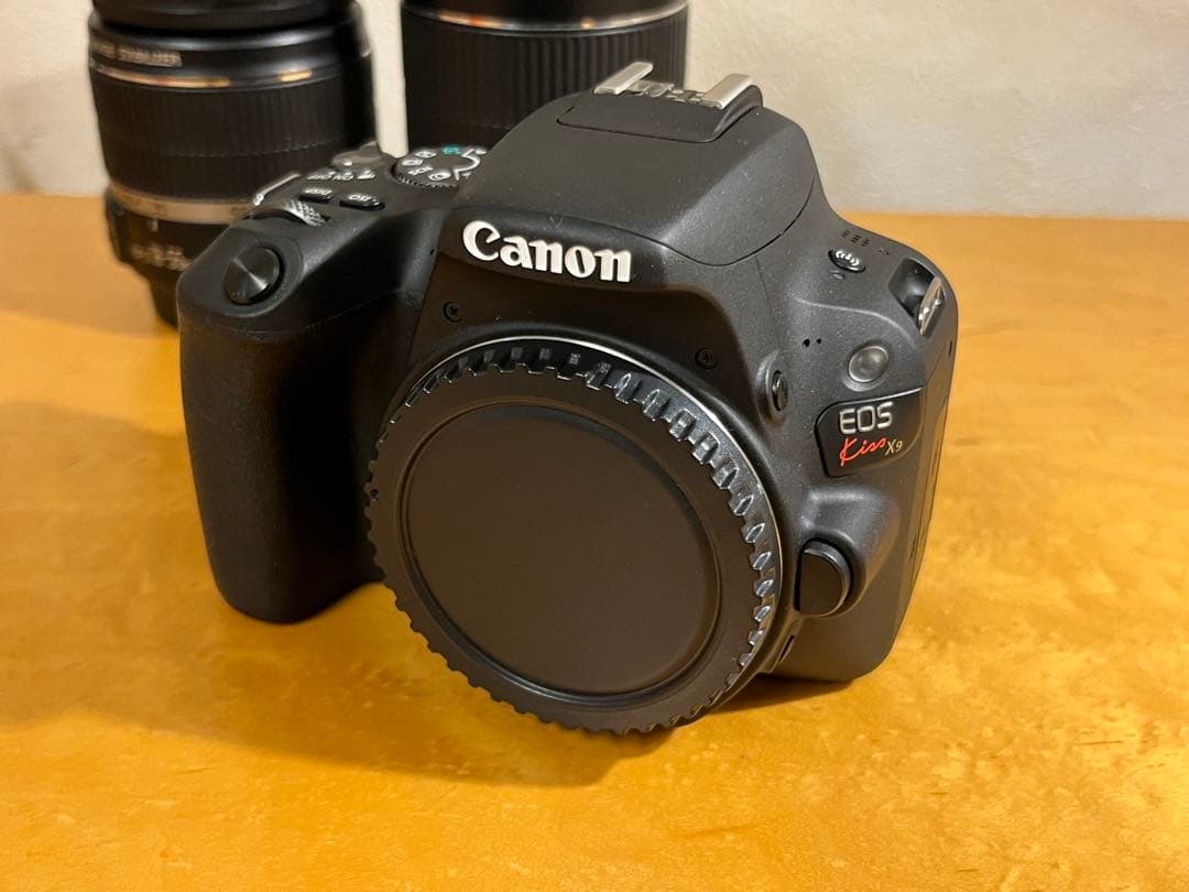 Canon eos kiss X9 ダブルレンズキット