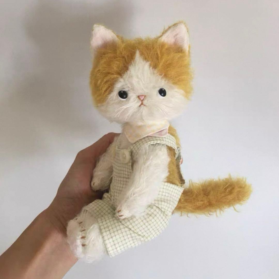 ミックスカラーの仔猫 茶白色 アーティストベア 海外作家様 ハンドメイド