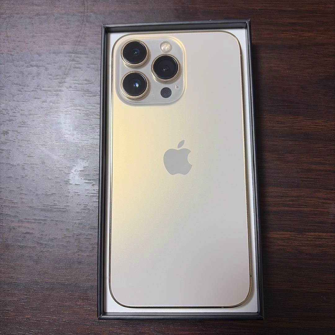 iPhone13Pro 256GB ゴールド バッテリー82%