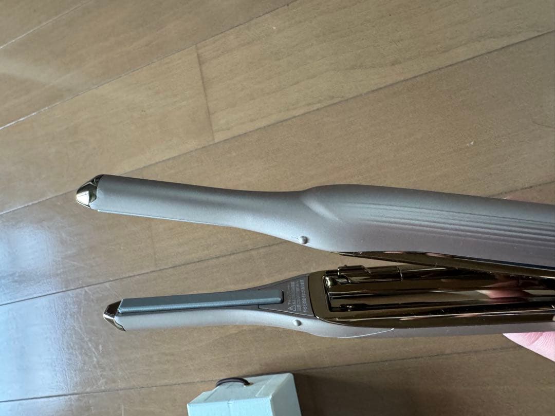 美品　ReFa リファ　フィンガーアイロン シャンパンゴールド