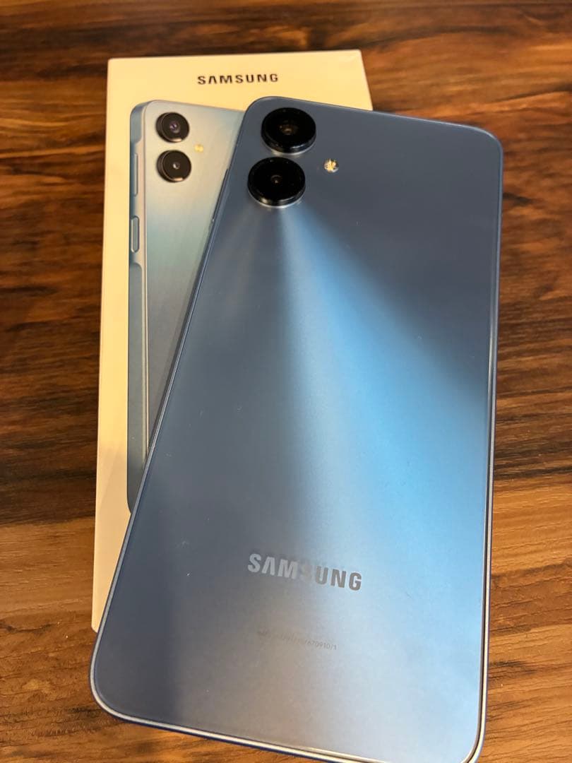 Samsung Galaxy A25 5G ブルー SCG33SLA