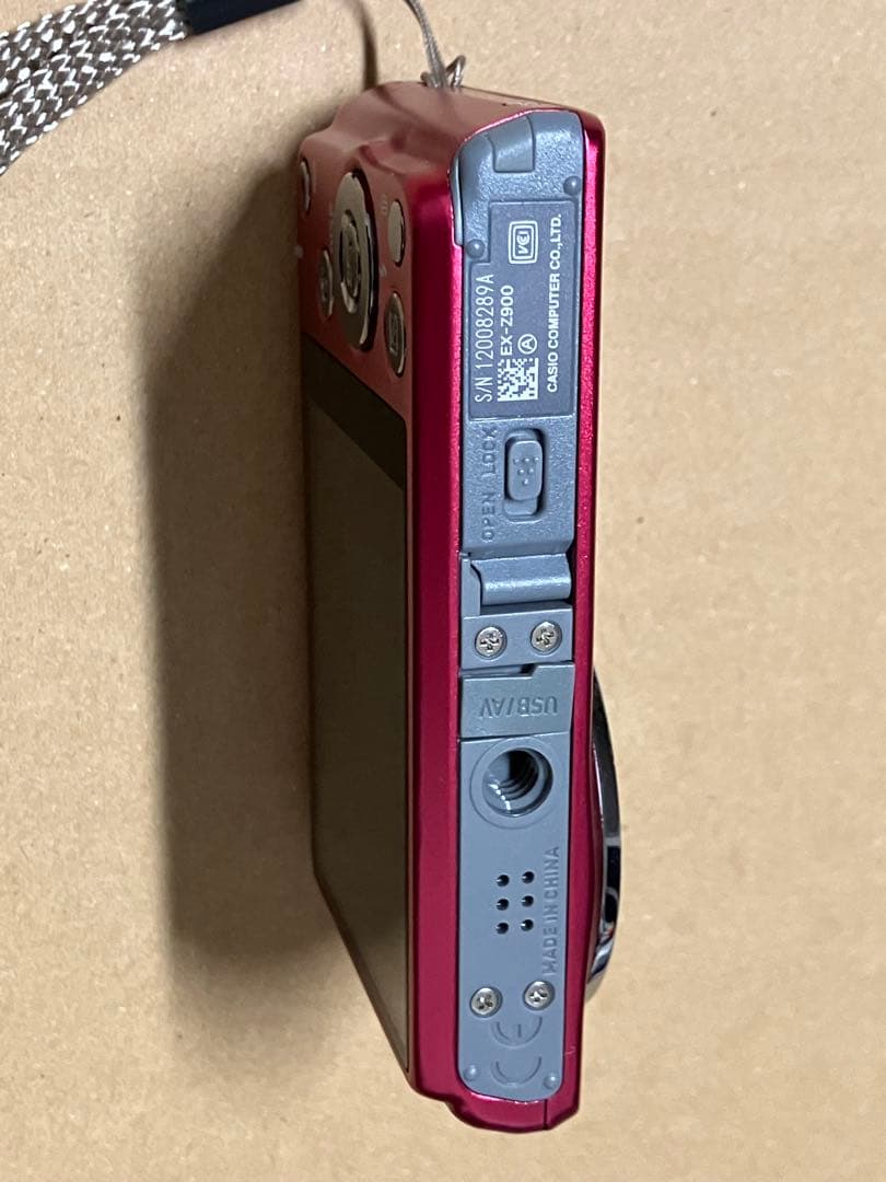 デジカメ　CASIO EXILIM EXZ900 レッド　作動確認済み