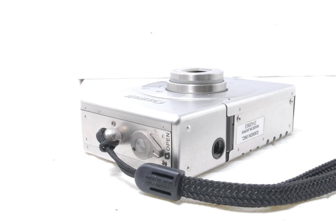 【極美品/動作確認済】Canon IXY 320 シルバー デート機能 ケース付