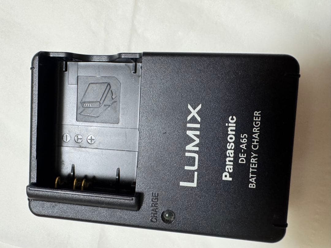Panasonic LUMIX 12倍ズーム デジタルカメラ