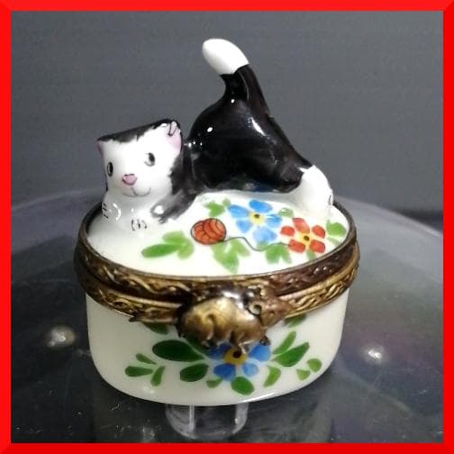 リモージュ ボックス 陶器製 猫の小物入れ フランス製 Limoges box