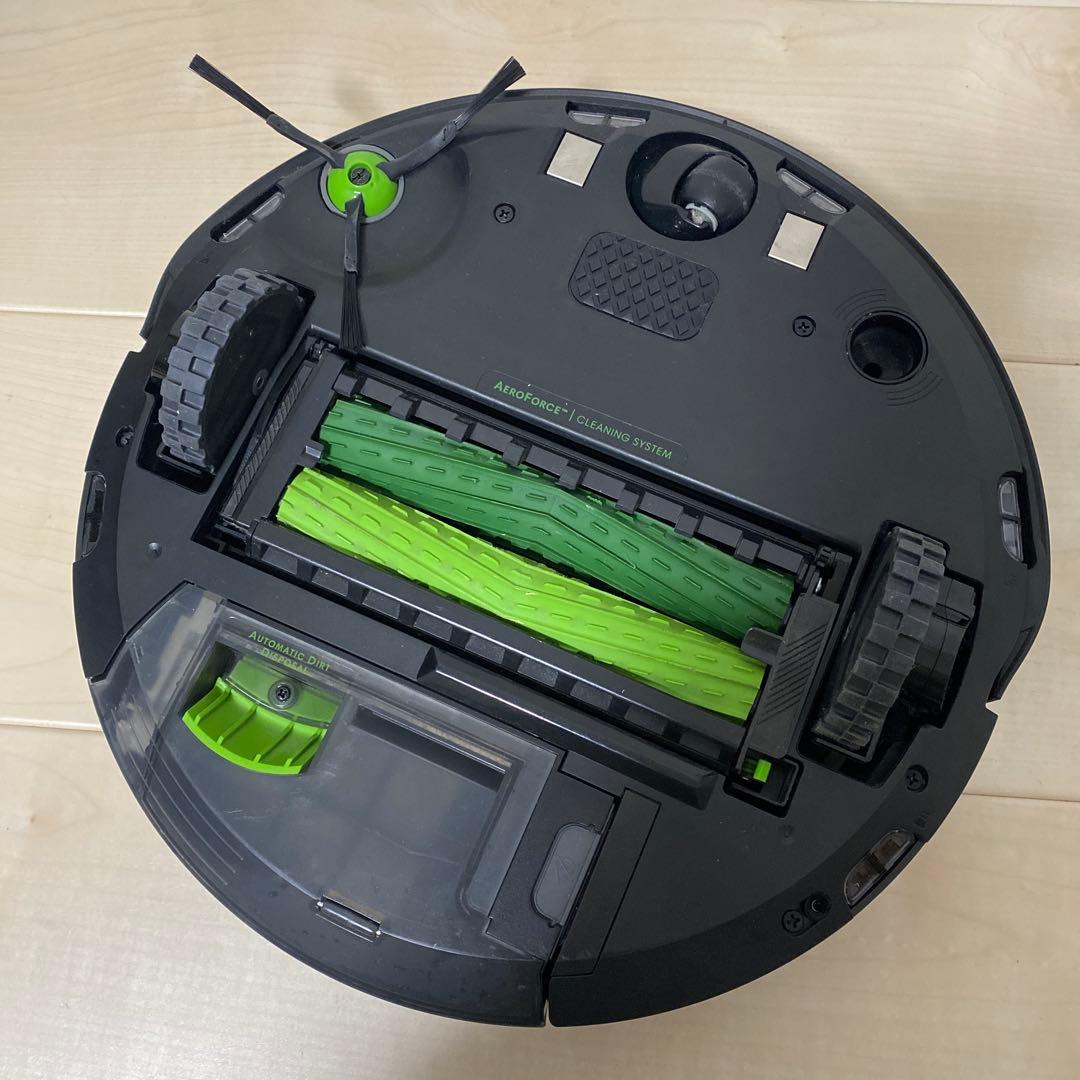 【美品】iRobot ロボット掃除機 ルンバ Roomba J7+