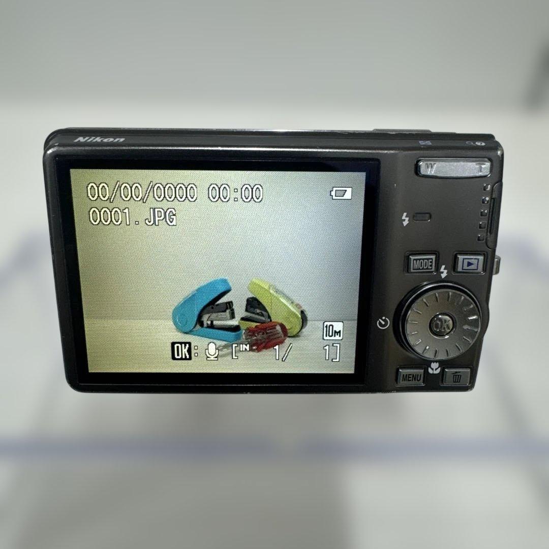 Nikon COOLPIX S600純正バッテリー3個付き