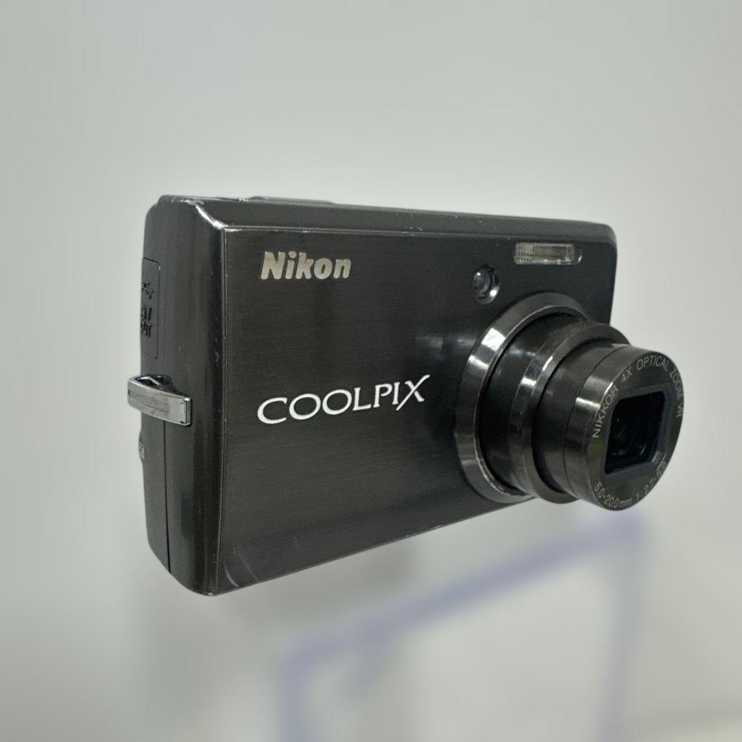 Nikon COOLPIX S600純正バッテリー3個付き