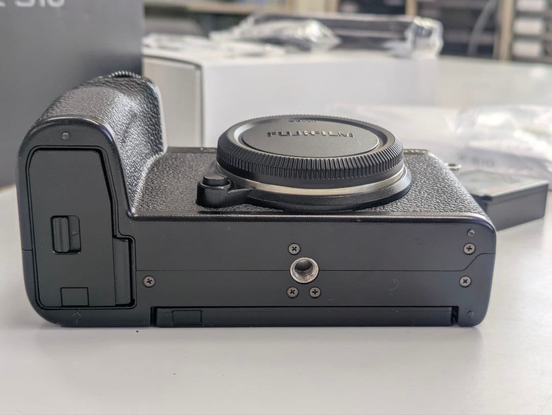 Fujifilm X-S10ボディ