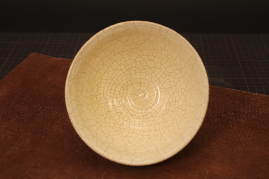 【即購入可】素晴らしい貫入模様／林淡幽五山窯茶碗／茶道／煎茶／茶器／骨董／古美術