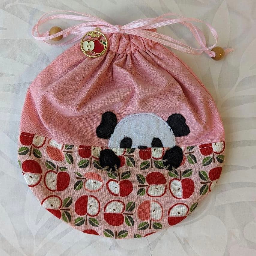 シャンシャン様♡ご確認用　おでシャン パンダ柄A Pink お耳りんご