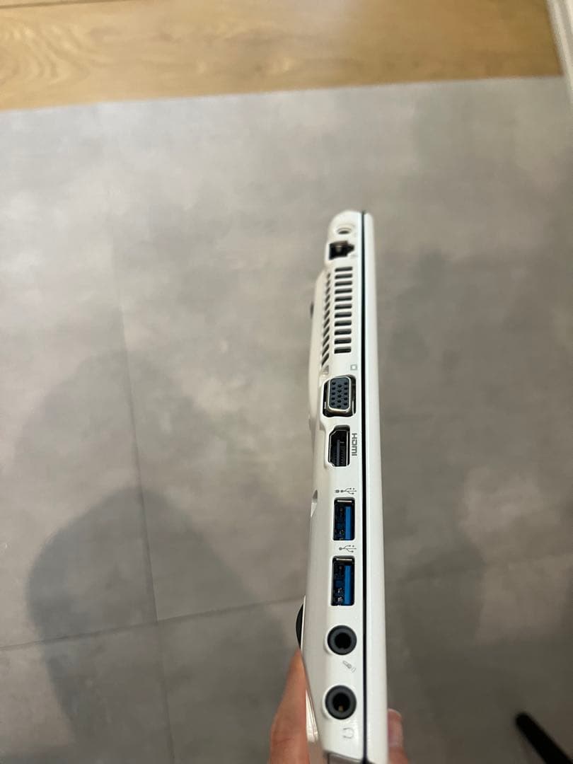u*a様 LIFEBOOK SH54／J FMVS54JL1W