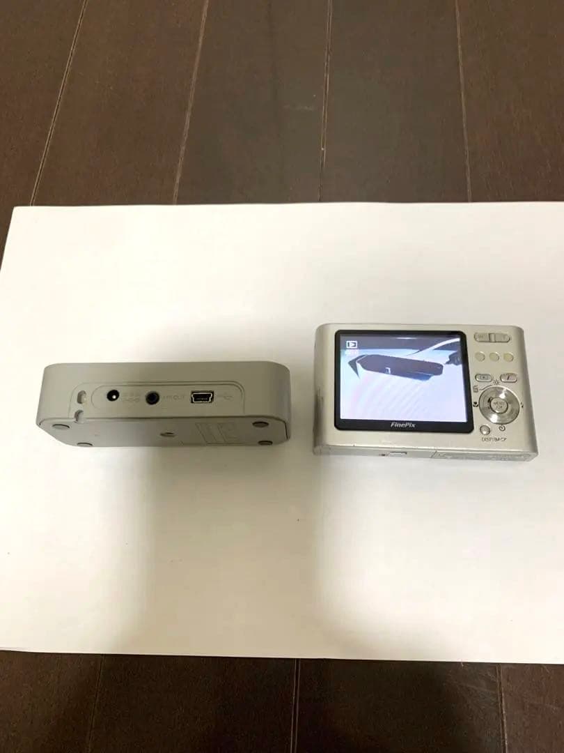 Fujifilm FinePix Z1 コンパクトデジタルカメラ
