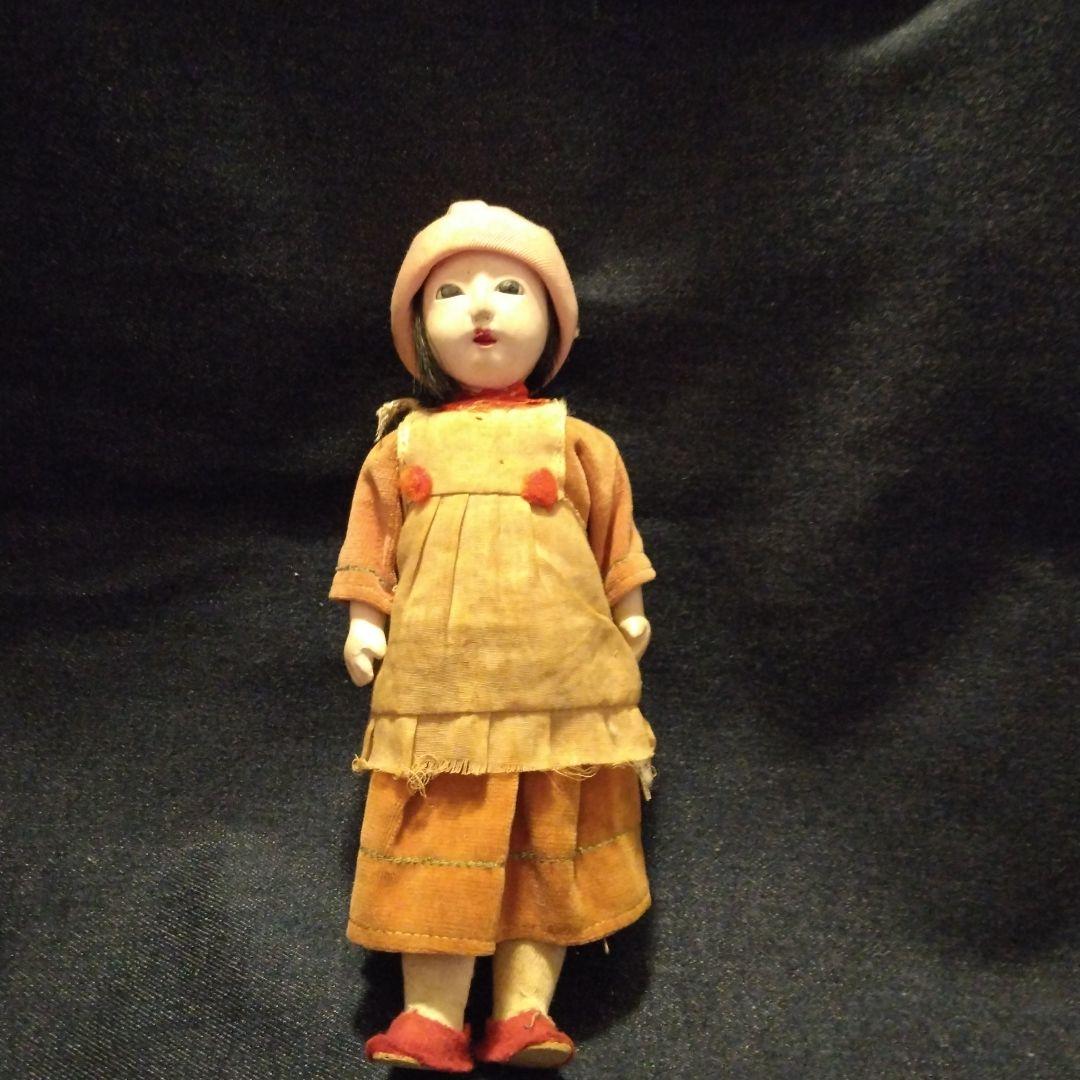 古い　洋服を着た　市松人形　骨董