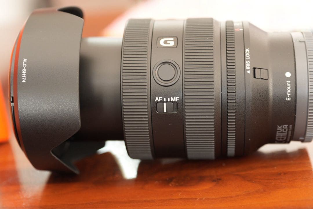 デジタルカメラ SEL2070G FE20-70mm F4