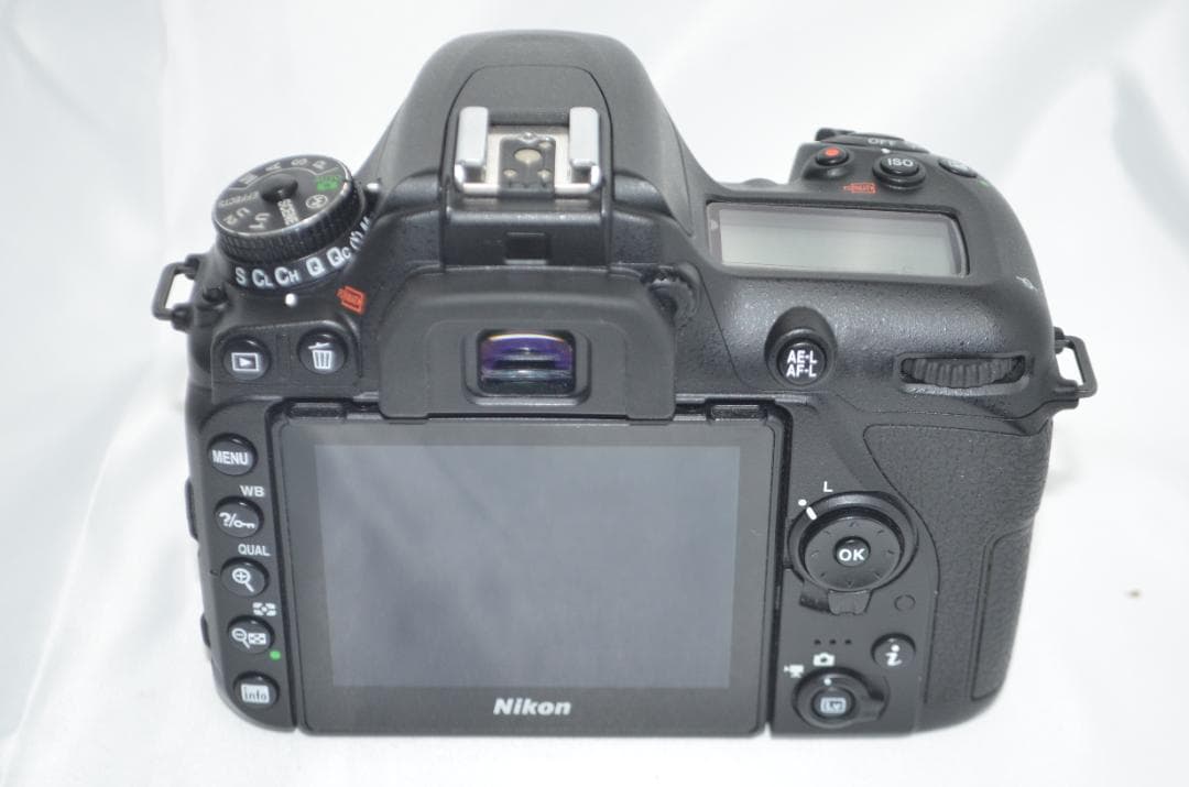 極美品級　シャッター数1万3千回以下 Nikon D7500☆Wi-Fi搭載