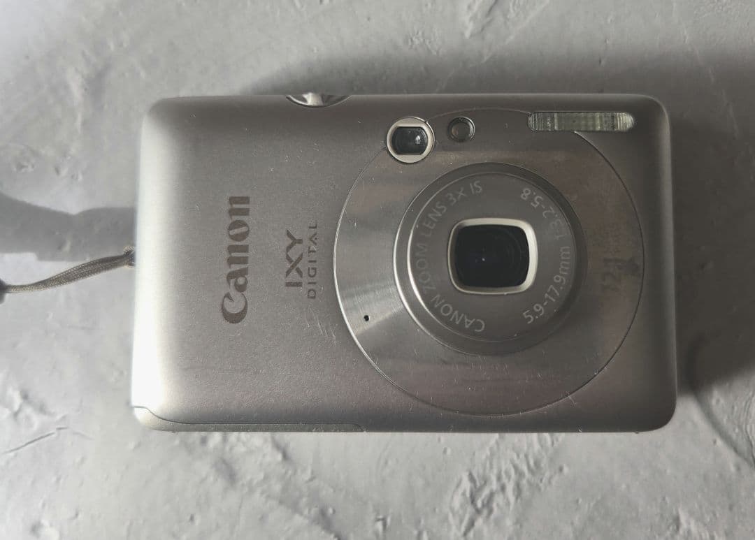 Canon IXY DIGITAL 210 IS シルバー 動作OK