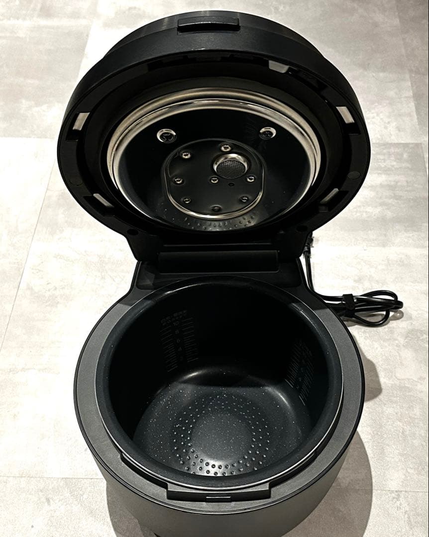 炊飯器　ビストロ　SR-V18BA 2024年製　ジャンク品【週末限定値下げ】