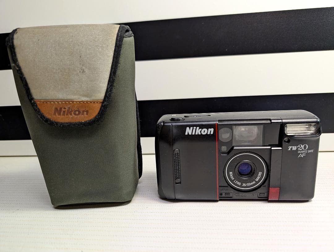 送料無料★ケース付Nikon TW20 フィルムカメラ 動作未確認 レトロ
