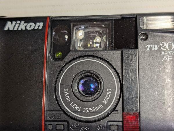 送料無料★ケース付Nikon TW20 フィルムカメラ 動作未確認 レトロ