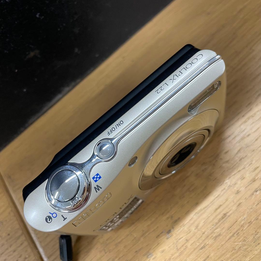 美品 動作品 Nikon Coolpix L22 コンパクトデジタルカメラ