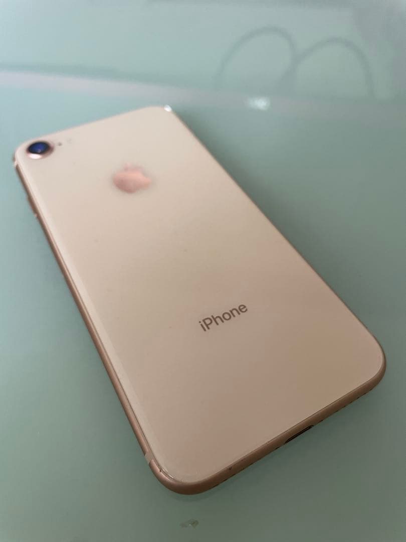 ⭐新品バッテリー付き！「iPhone 8」 64G本体 SIMフリー