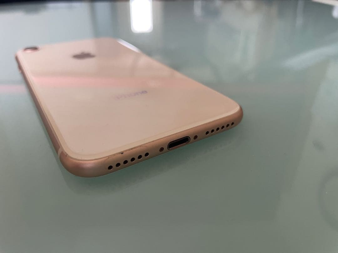 ⭐新品バッテリー付き！「iPhone 8」 64G本体 SIMフリー