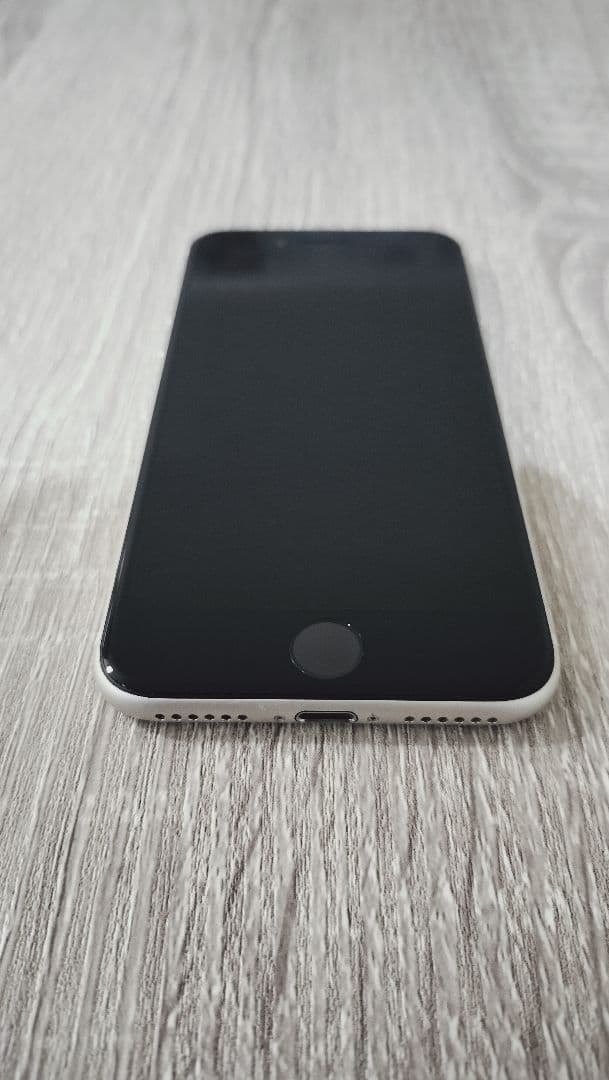 iPhone SE3 64GB　バッテリー88%