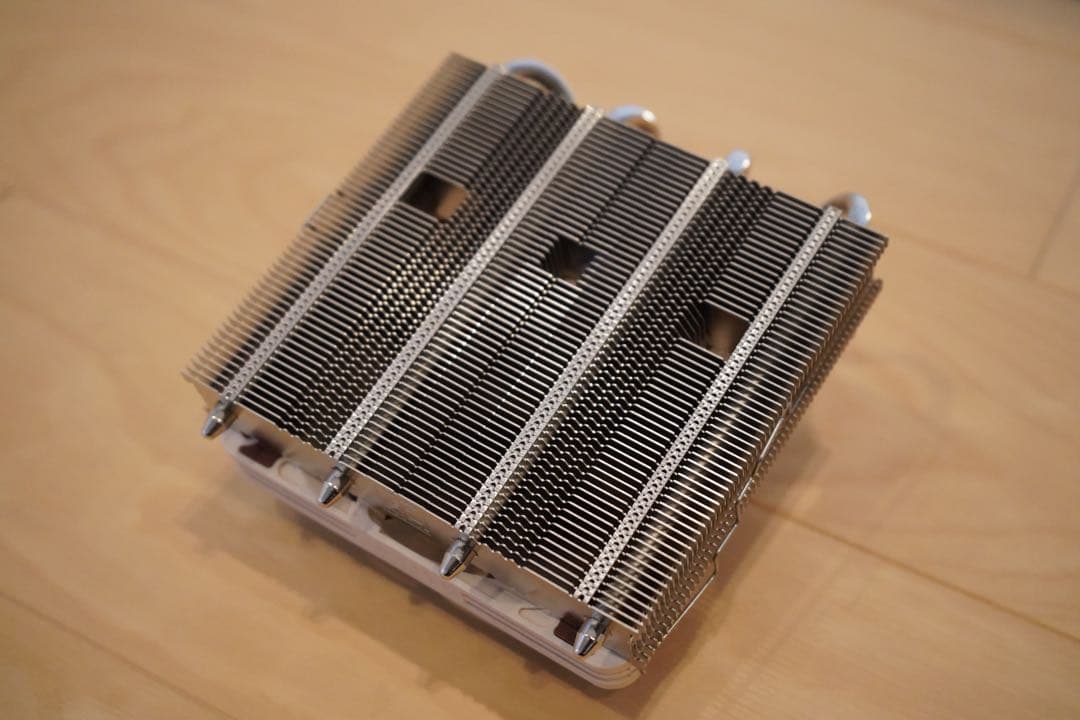 Noctua NH-L12S L型ロープロファイルクーラー