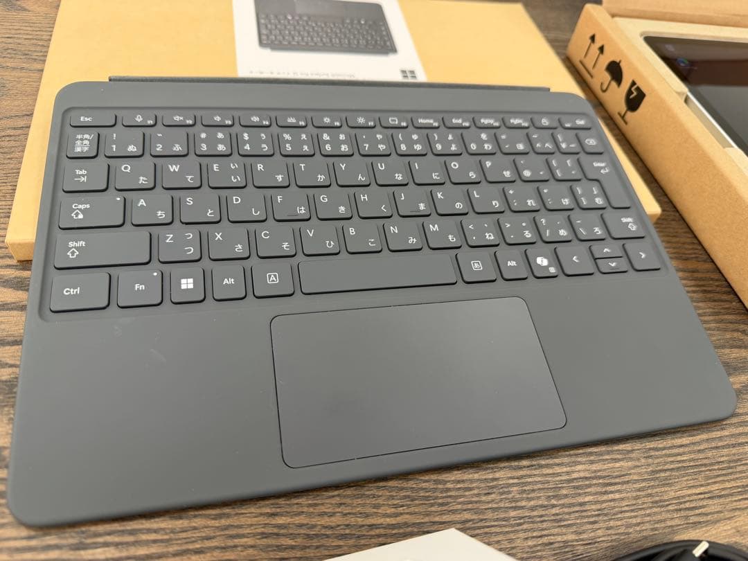 新品同様 Surface Pro 12インチ キーボード付き