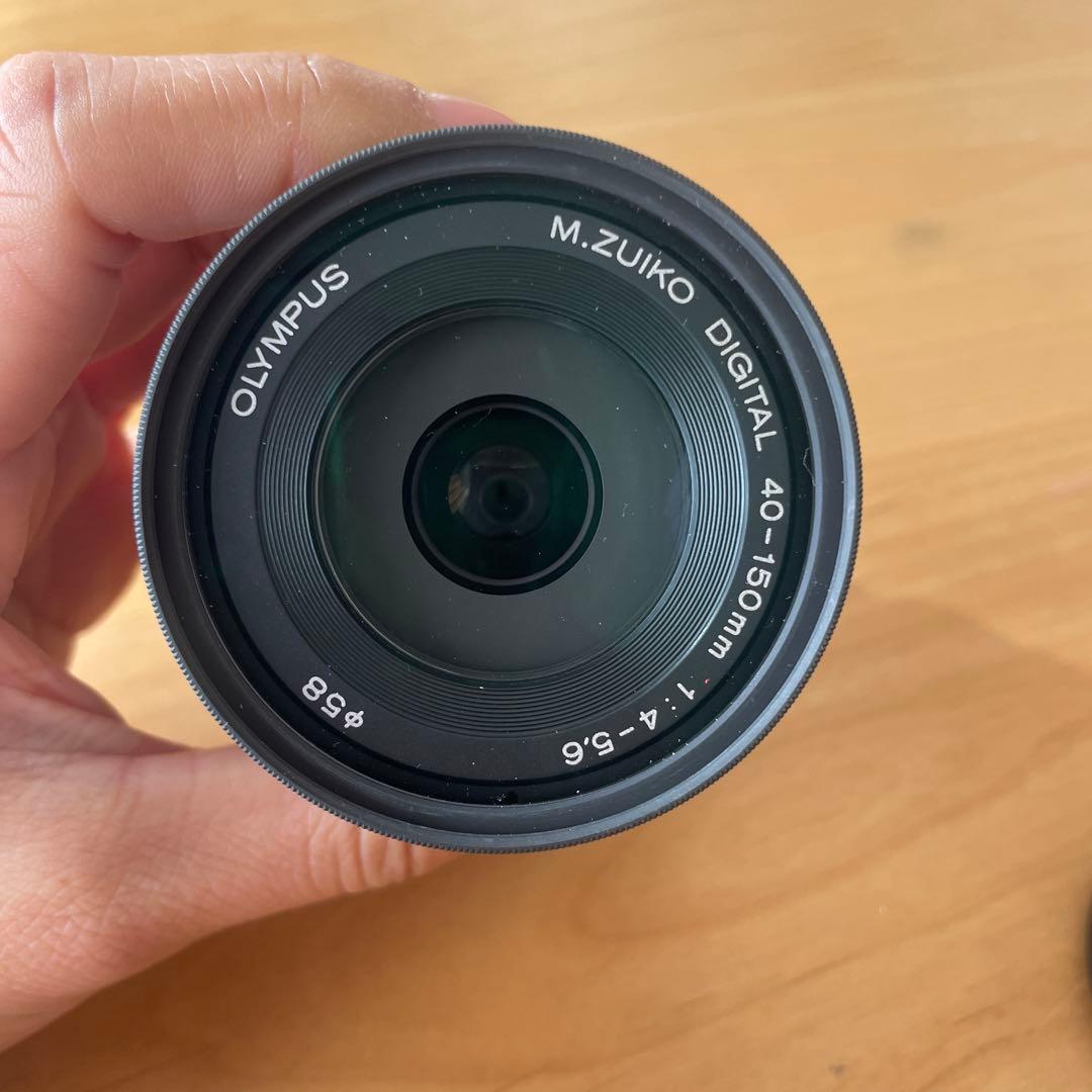 OLYMPUS 40-150mm f/4.0-5.6 R ズームレンズ