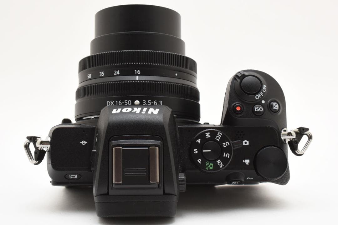 ほぼ新品★ ニコン Nikon Z50 レンズキット《シャッター7566回》