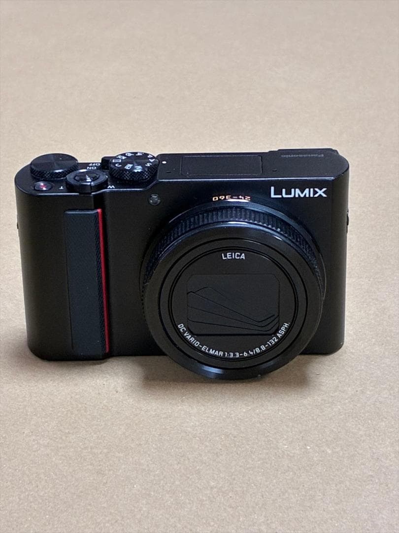 デジタルカメラ Lumix DC-TX2D