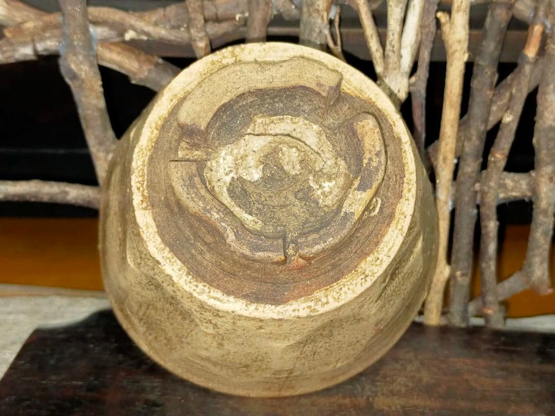 ♥値下げ！♥古萩　茶碗　ニュウ　窯ギレ　あり　仕覆　木箱付き　茶道具　骨董　古玩