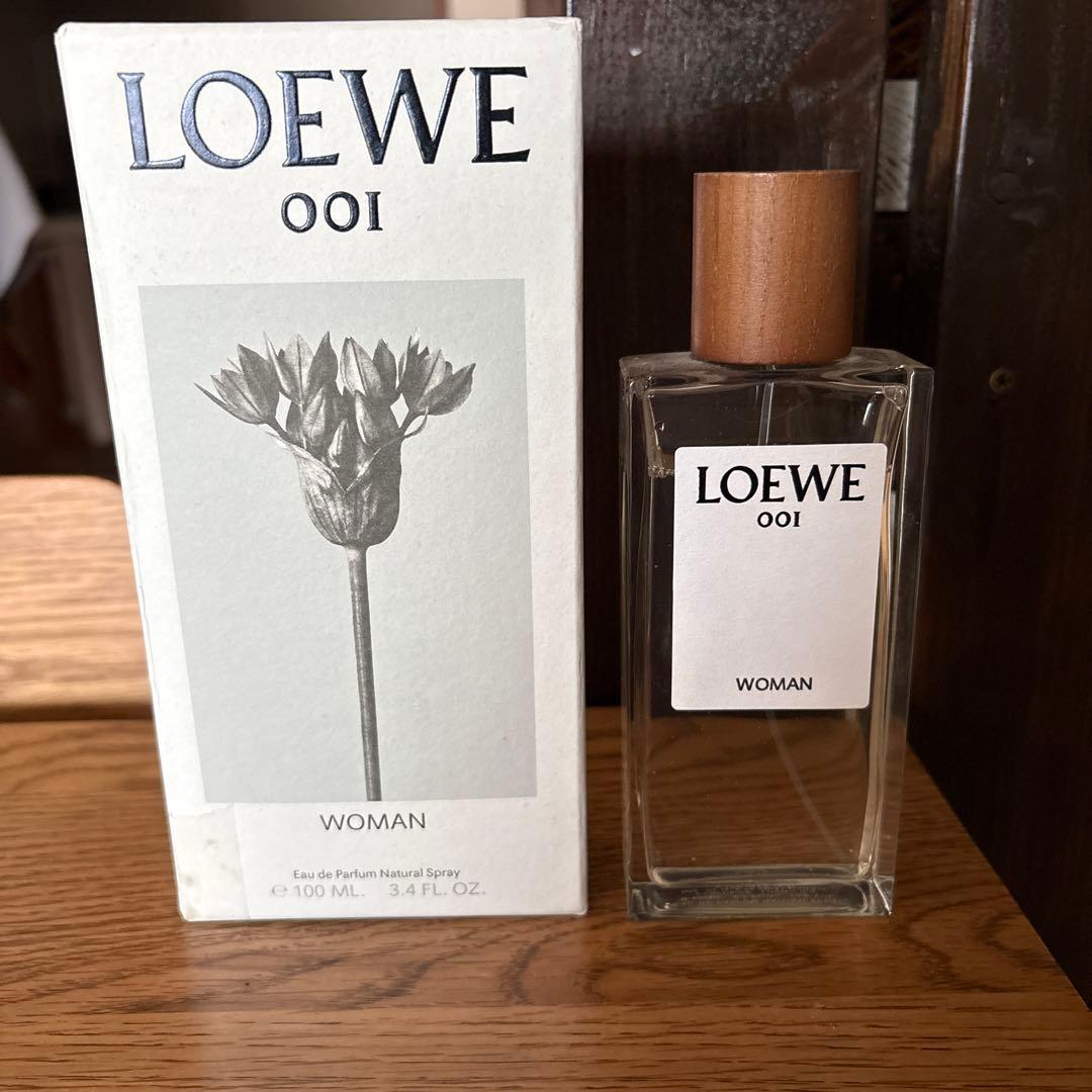 LOEWE 香水　001 woman