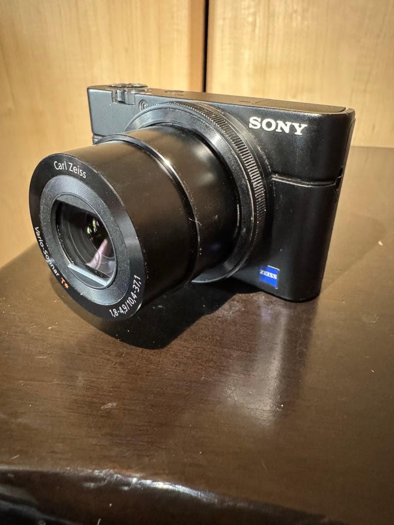 美品　SONY DSC-RX100 初代 バッテリー付 コンデジ