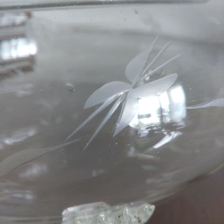 昭和レトロ脚付き金魚鉢⭐︎水盤⭐︎花器⭐︎和硝子 エッチング花模様⭐︎切り子