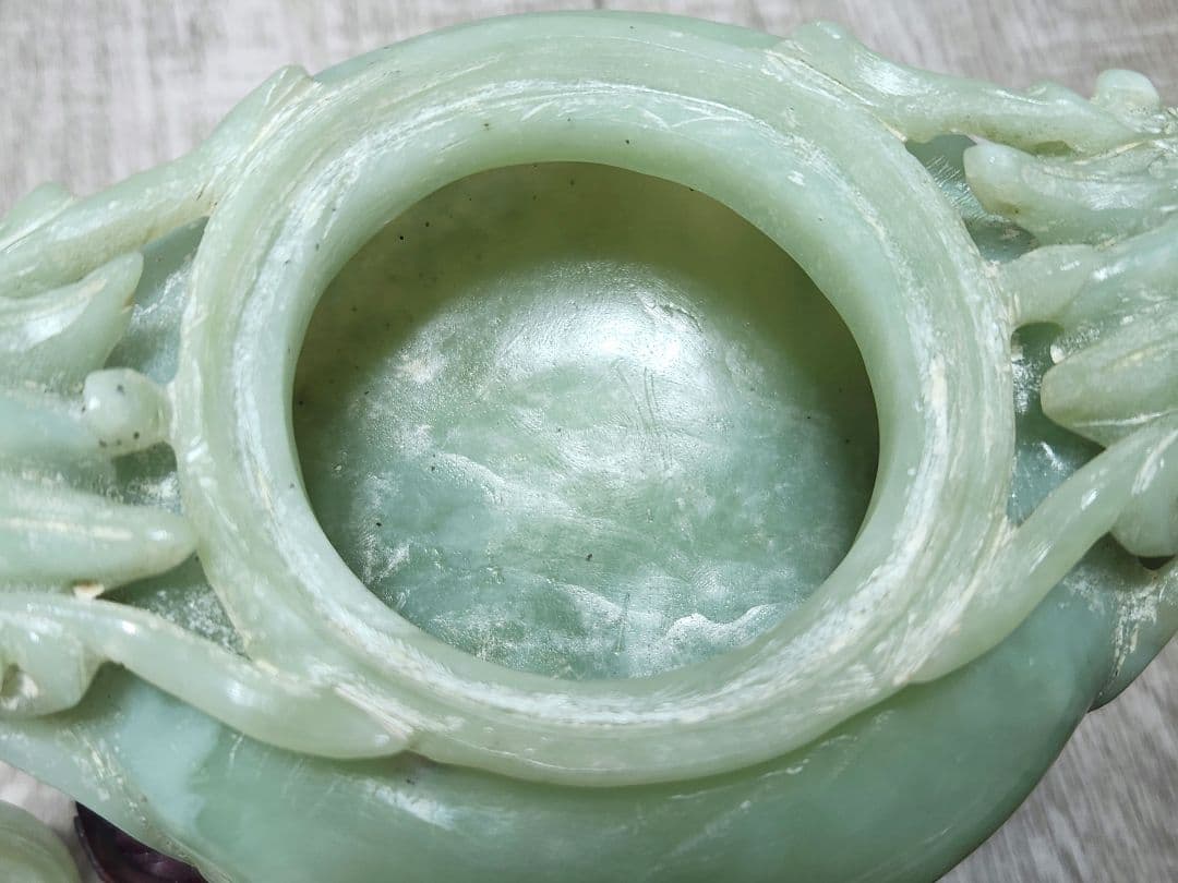 翡翠 蓋付き香炉 龍の彫刻 中国工芸品 箱付き