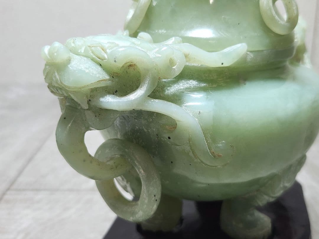 翡翠 蓋付き香炉 龍の彫刻 中国工芸品 箱付き