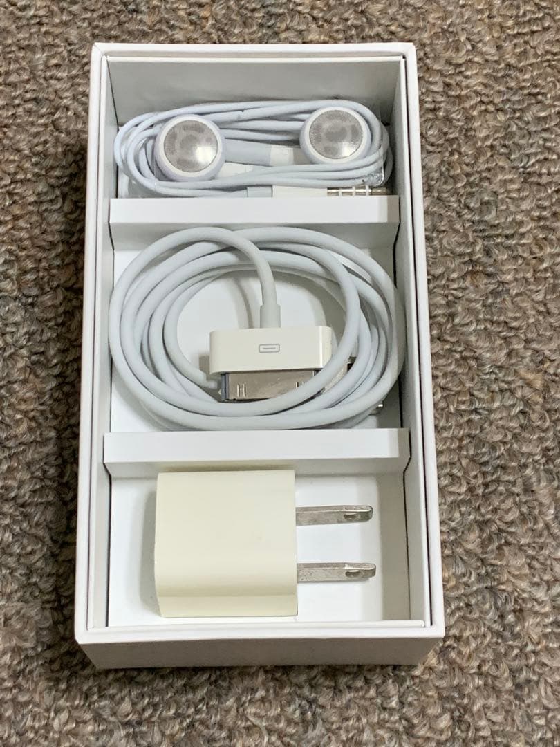 Apple iPhone 4S 5S 7 ジャンク品　3コセット　イヤホン付き