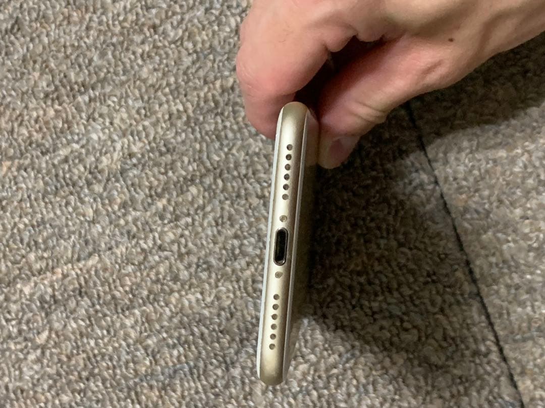 Apple iPhone 4S 5S 7 ジャンク品　3コセット　イヤホン付き