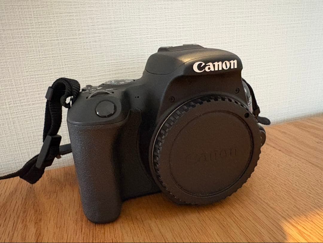 美品 Canon EOS Kiss X9 Wi-Fi搭載