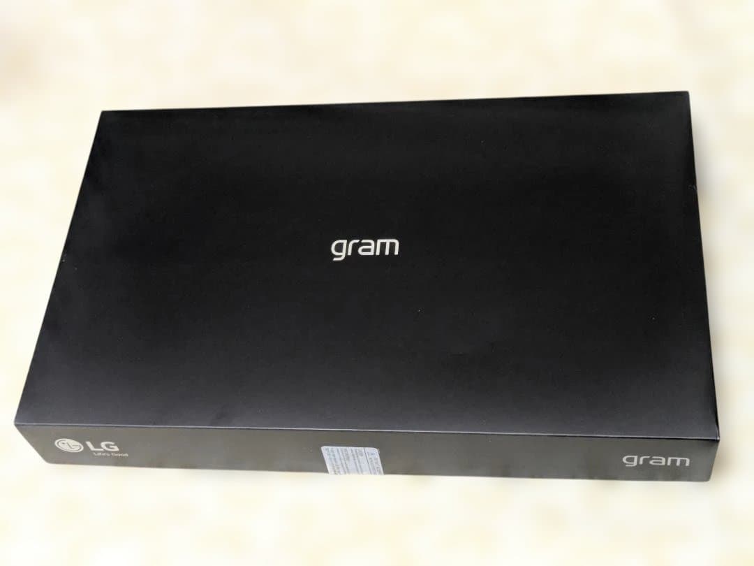 ✌14インチLG gram ノートPC 14Z95P-KR55J 超軽量パソコン