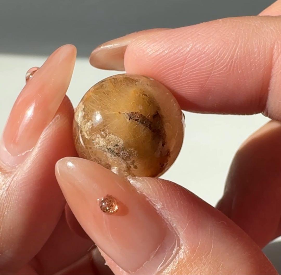 セール　一点もの　天然石　粒　サゲニティッククォーツ　ガーデンクォーツ　フラワー