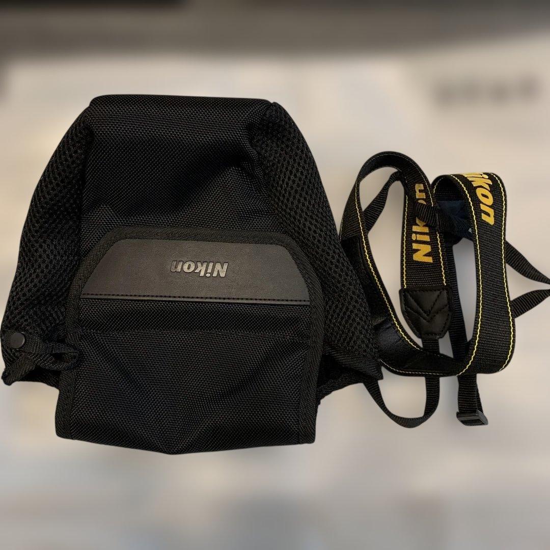 Nikon coolpix1000 カメラ