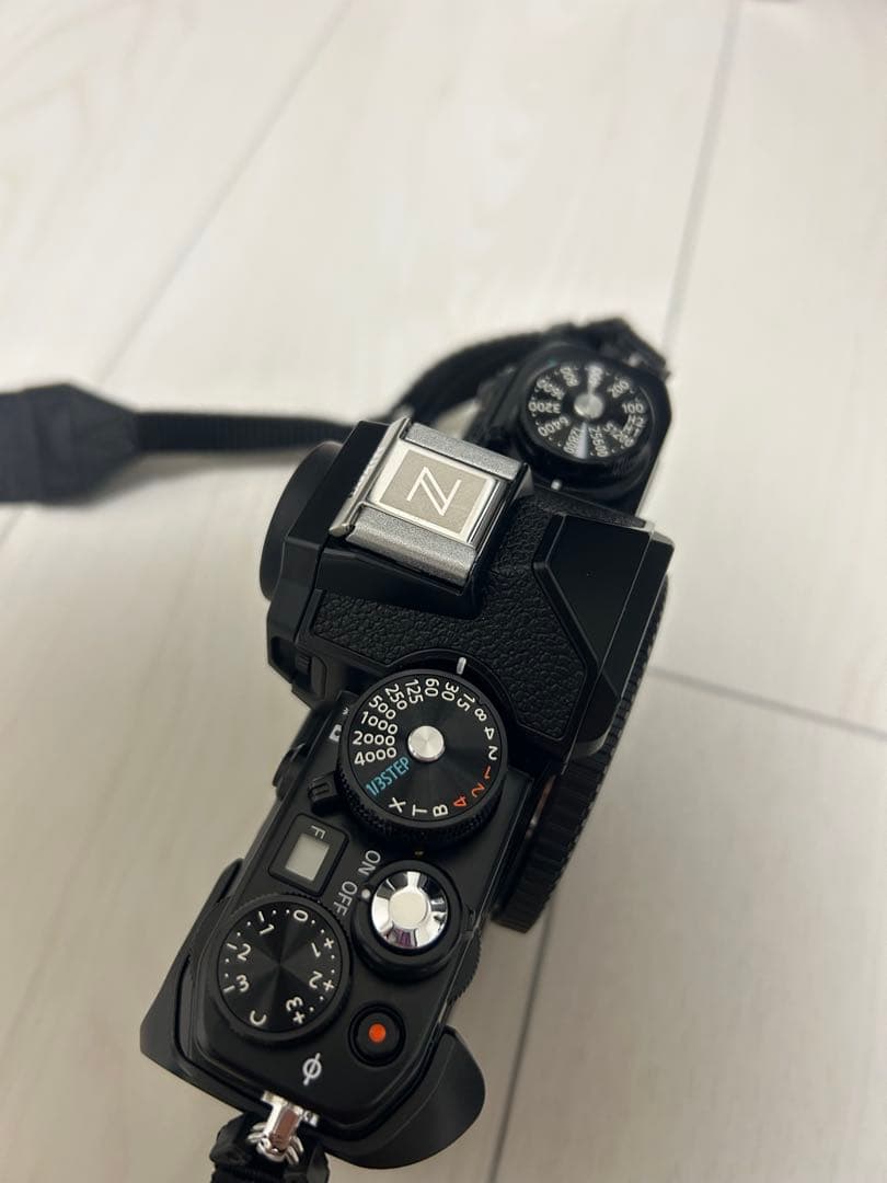 Nikon Z fc ミラーレス一眼カメラ 本体