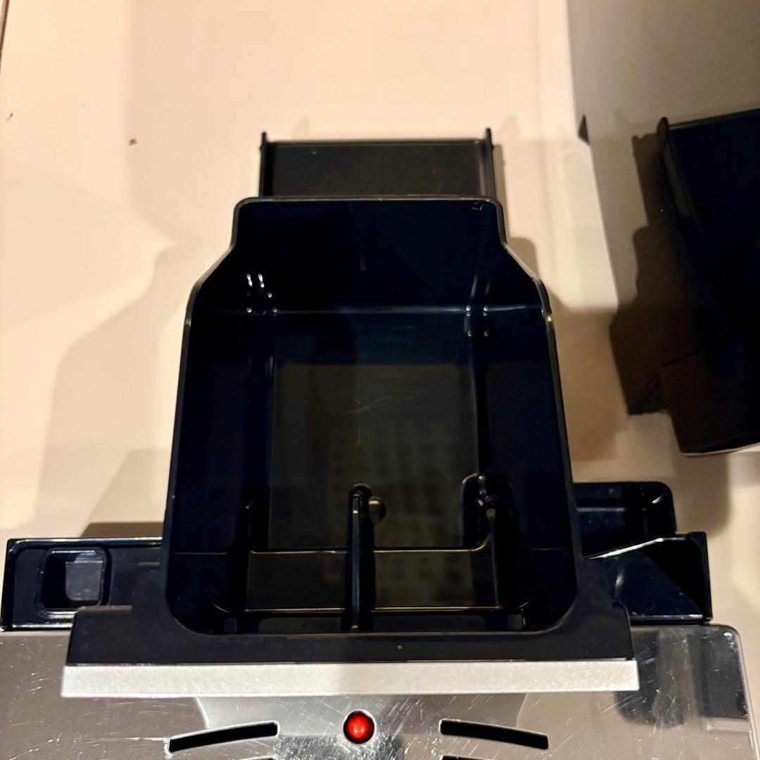 デロンギ マグニフィカSカプチーノ 全自動エスプレッソマシン ECAM23260