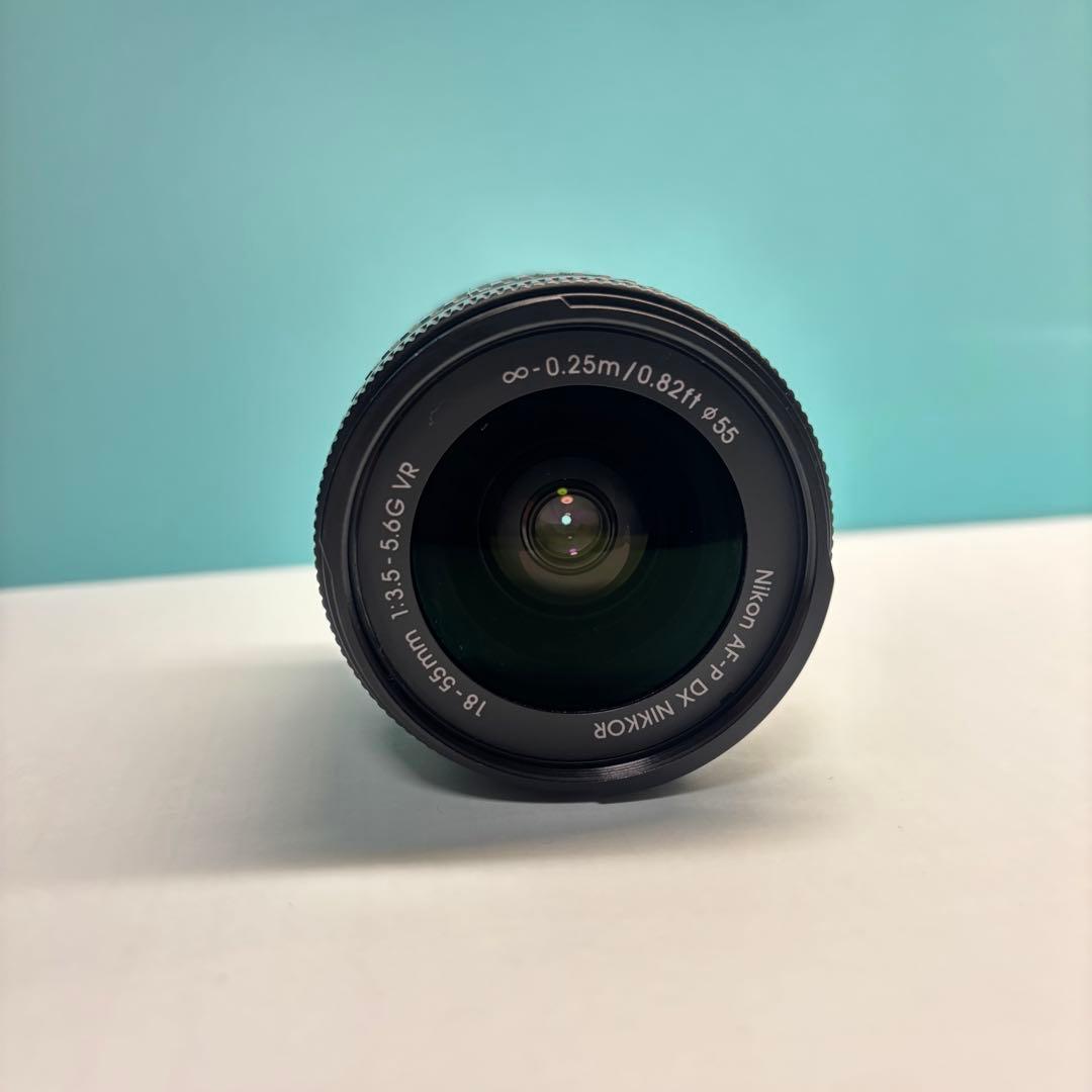 Nikon D5600 デジタル一眼レフカメラ
