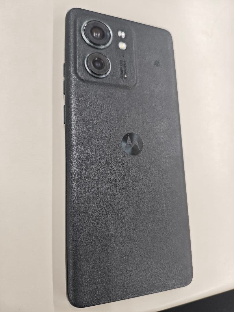 Motorola Edge 40 ブラック